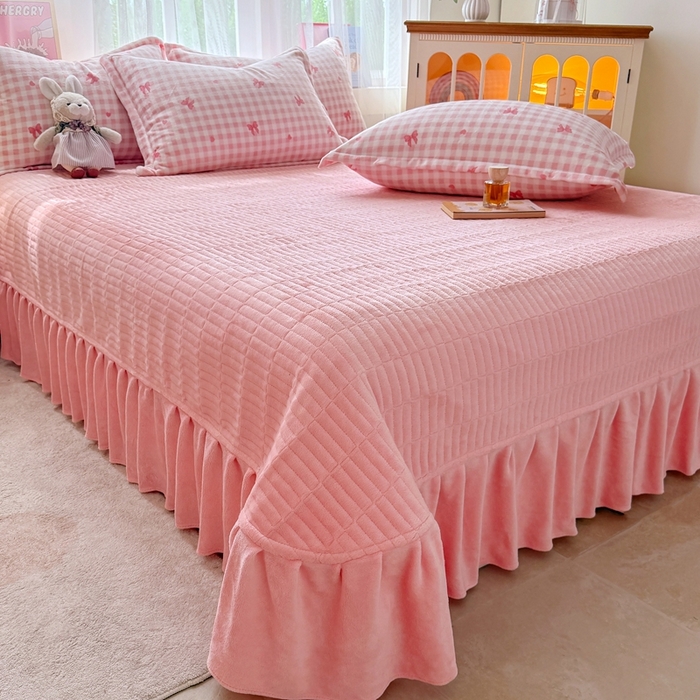 91家纺网 家纺一手货源 找家纺 铠畅 2025新款牛奶绒碎花床单床盖四件套 花妖系列云裳-花样甜心