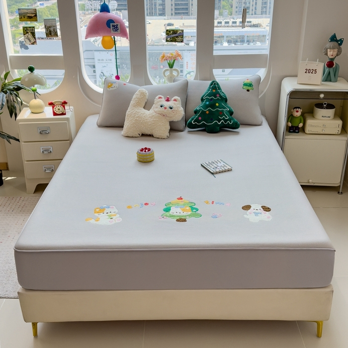 91家纺网 家纺一手货源 找家纺 澜妃 2025新款彩绒棉毛巾绣夹棉床笠单品床笠单件单床笠 萌趣伙伴-高级灰