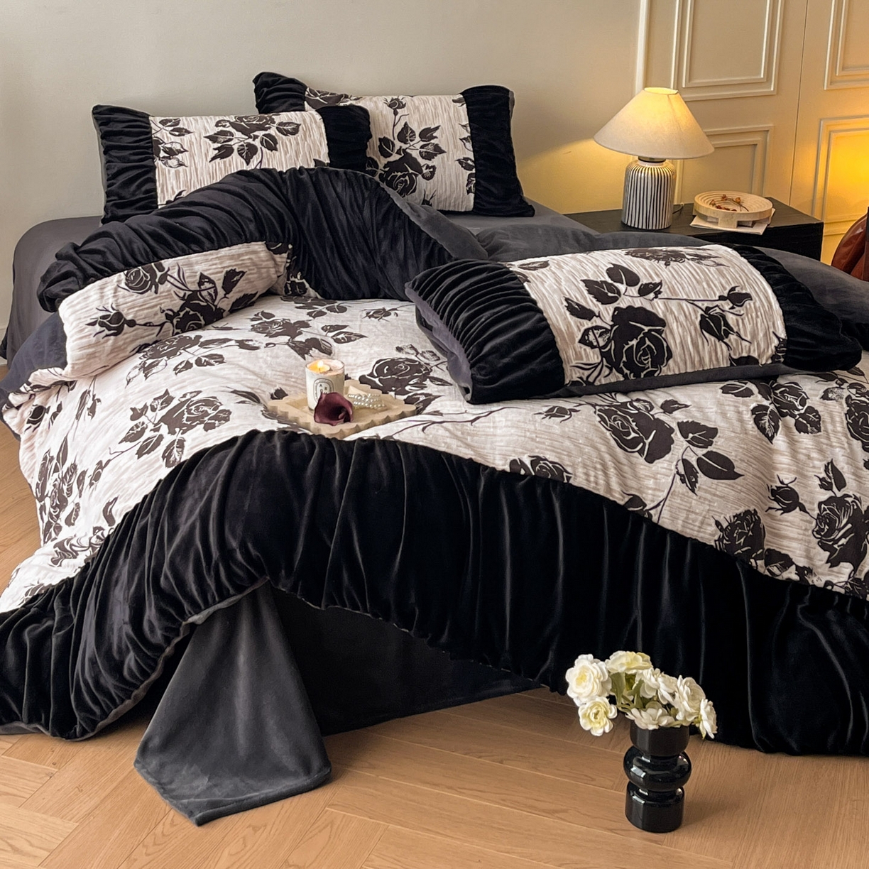 91家纺网 家纺一手货源 找家纺 慕澄家纺 2025新款高克重泡泡袖琢色雕花牛奶绒四件套 秘境