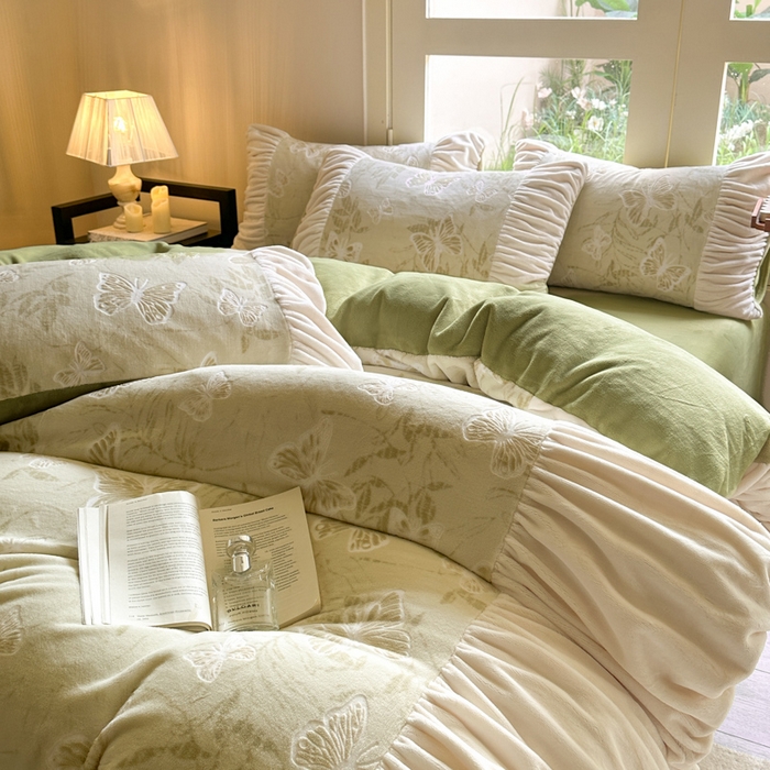 91家纺网 家纺一手货源 找家纺 慕澄家纺 2025新款高克重泡泡袖琢色雕花牛奶绒四件套 约定