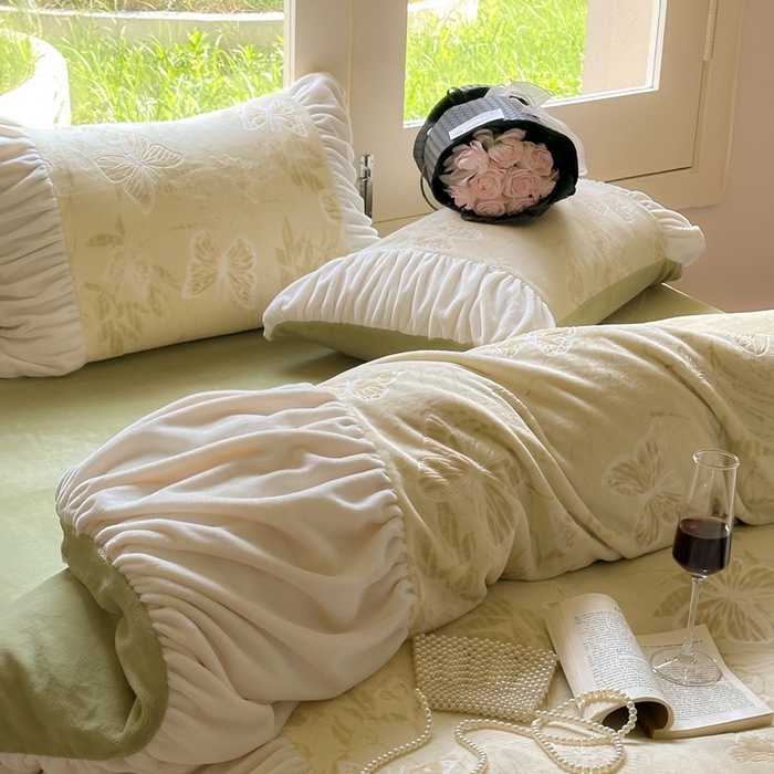 91家纺网 家纺一手货源 找家纺 慕澄家纺 2025新款高克重泡泡袖琢色雕花牛奶绒四件套 约定