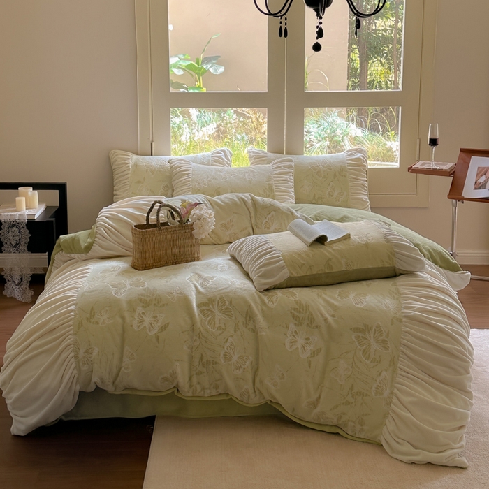 91家纺网 家纺一手货源 找家纺 慕澄家纺 2025新款高克重泡泡袖琢色雕花牛奶绒四件套 约定