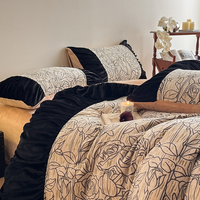 91家纺网 家纺一手货源 找家纺 慕澄2025新款小版印花床裙款乳胶凉席凉感丝夏被四件套 音乐会