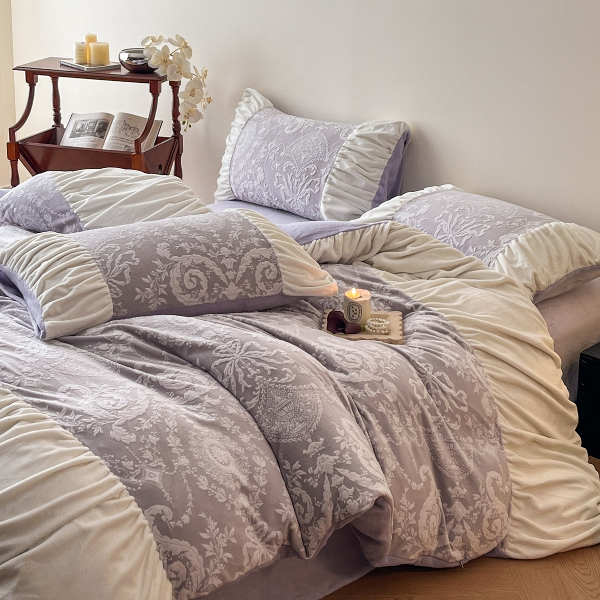 91家纺网 家纺一手货源 找家纺 慕澄家纺 2025新款高克重泡泡袖琢色雕花牛奶绒四件套 紫嫣