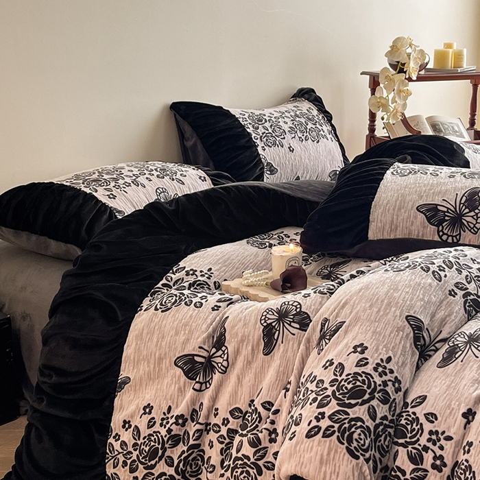 慕澄家纺 2025新款高克重泡泡袖琢色雕花牛奶绒四件套 暗影蝴蝶