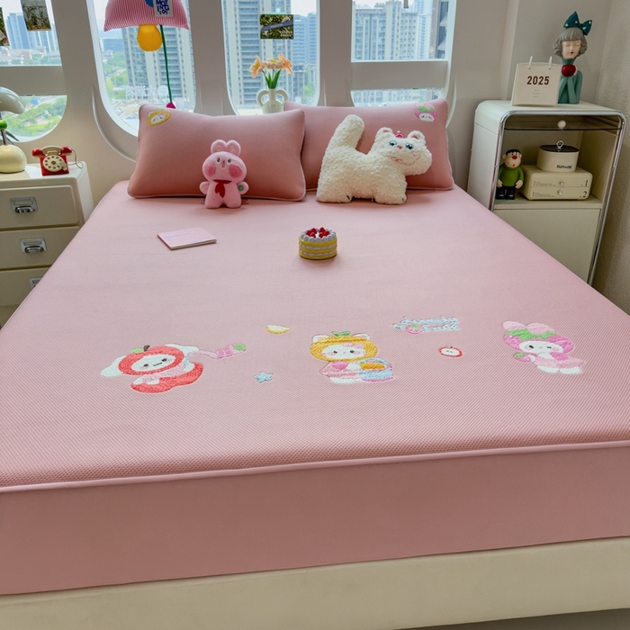 91家纺网 家纺一手货源 找家纺 澜妃 2025新款彩绒棉毛巾绣夹棉床笠单品床笠单件单床笠 甜心派对-绯云粉