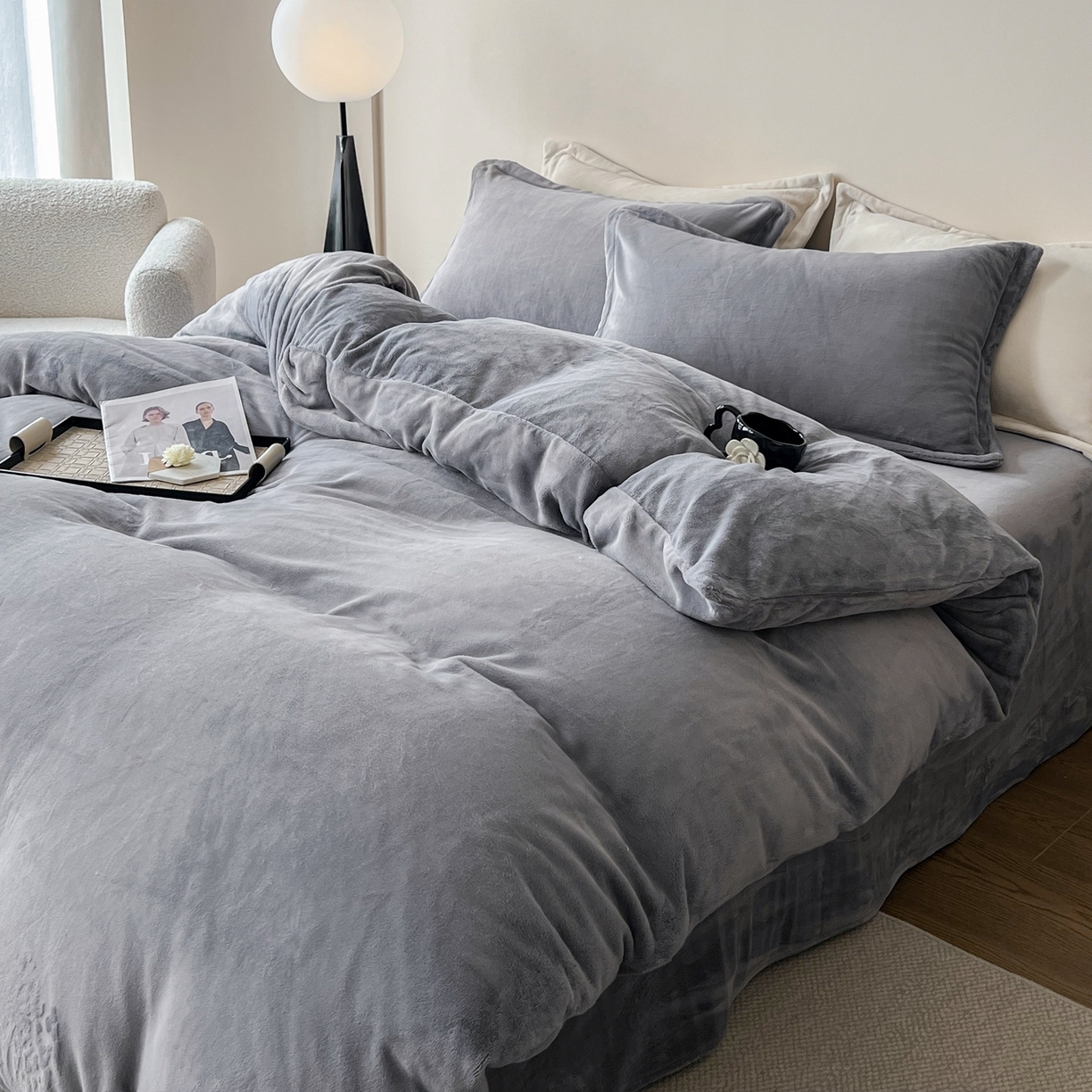 91家纺网 家纺一手货源 找家纺 禧禾 2025新款A类300G醇厚速暖绒四件套牛奶绒四件套 高级灰