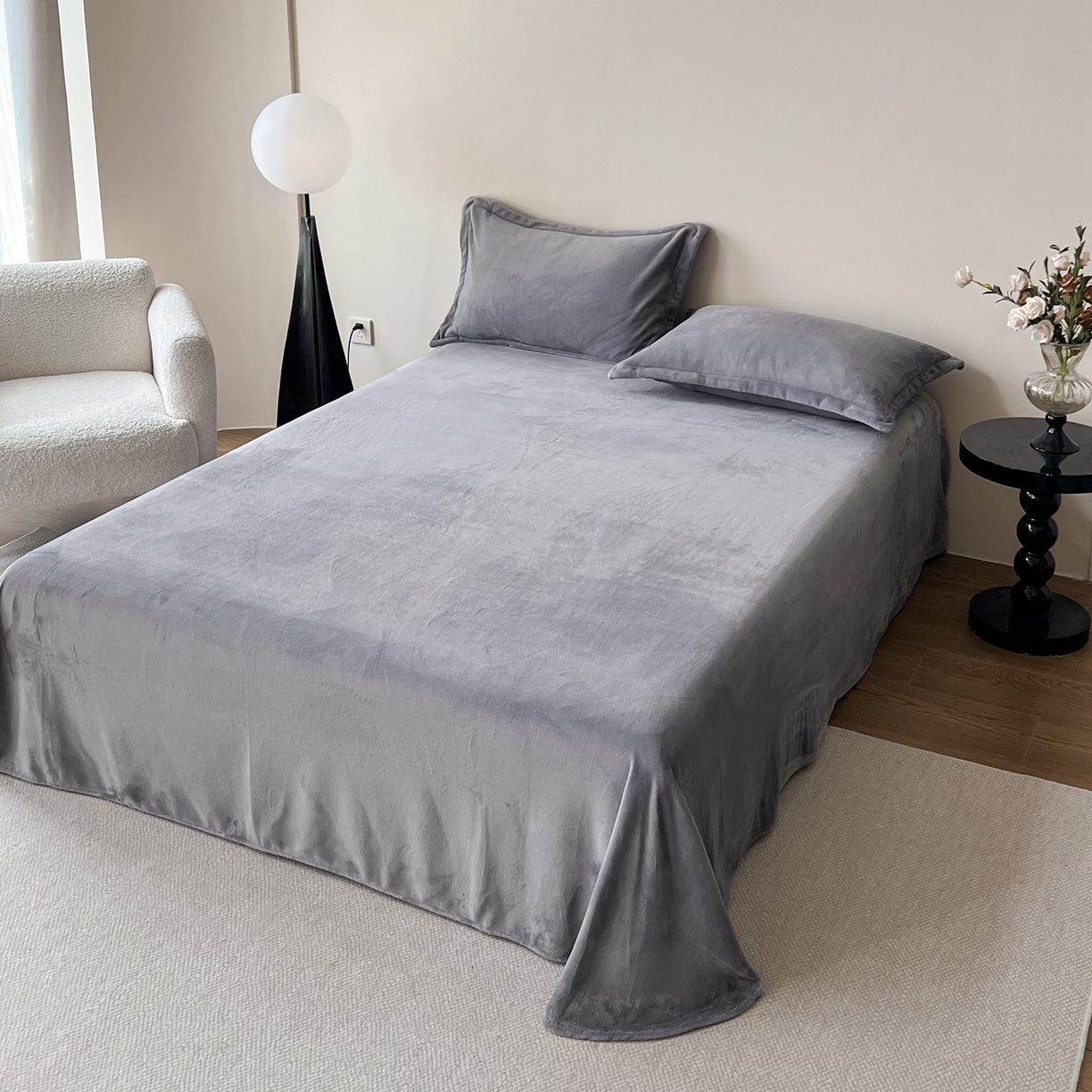 91家纺网 家纺一手货源 找家纺 禧禾 2025新款A类300G醇厚速暖绒四件套牛奶绒四件套 高级灰