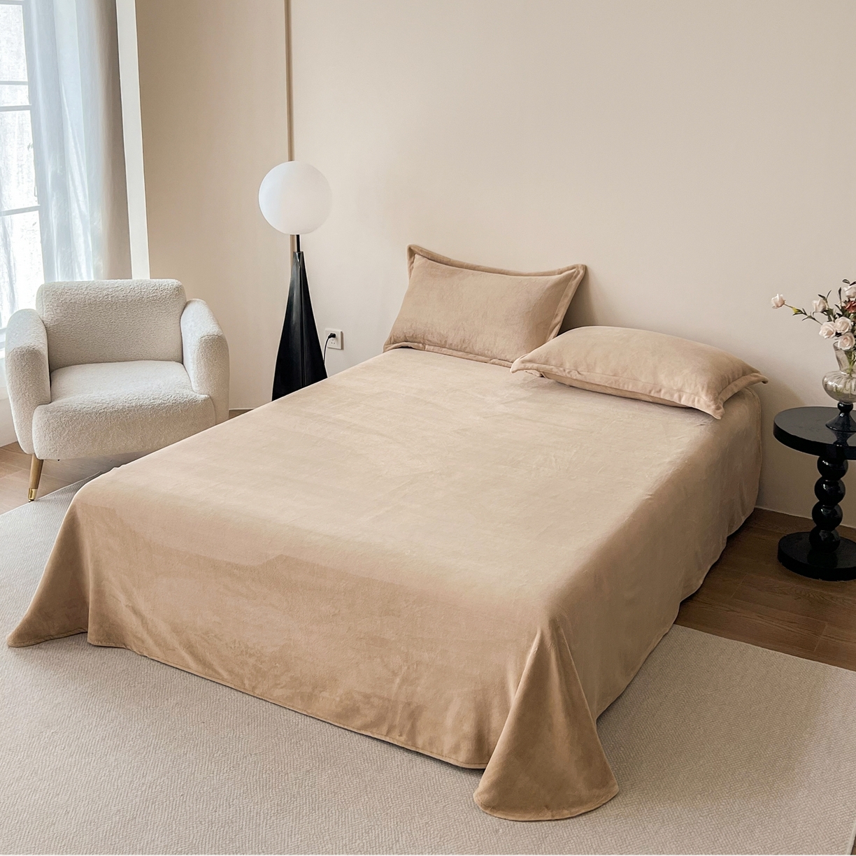 91家纺网 家纺一手货源 找家纺 禧禾 2025新款A类300G醇厚速暖绒四件套牛奶绒四件套 秋杏咖