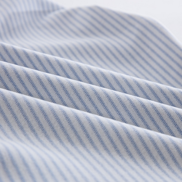 91家纺网 家纺一手货源 找家纺 大黄蜂家居家纺 2025新款暖感德绒万能魔术枕套 蓝细条