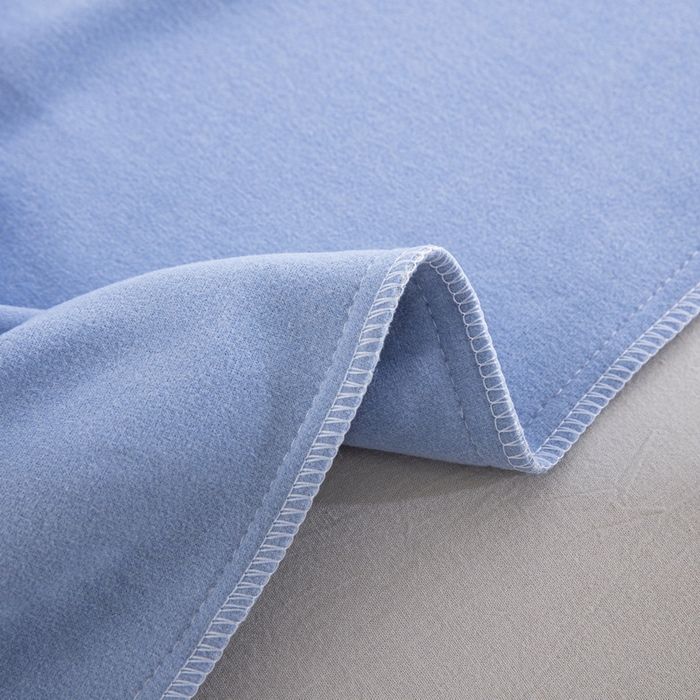 91家纺网 家纺一手货源 找家纺 大黄蜂家居家纺 2025新款暖感德绒万能魔术枕套 蓝细条