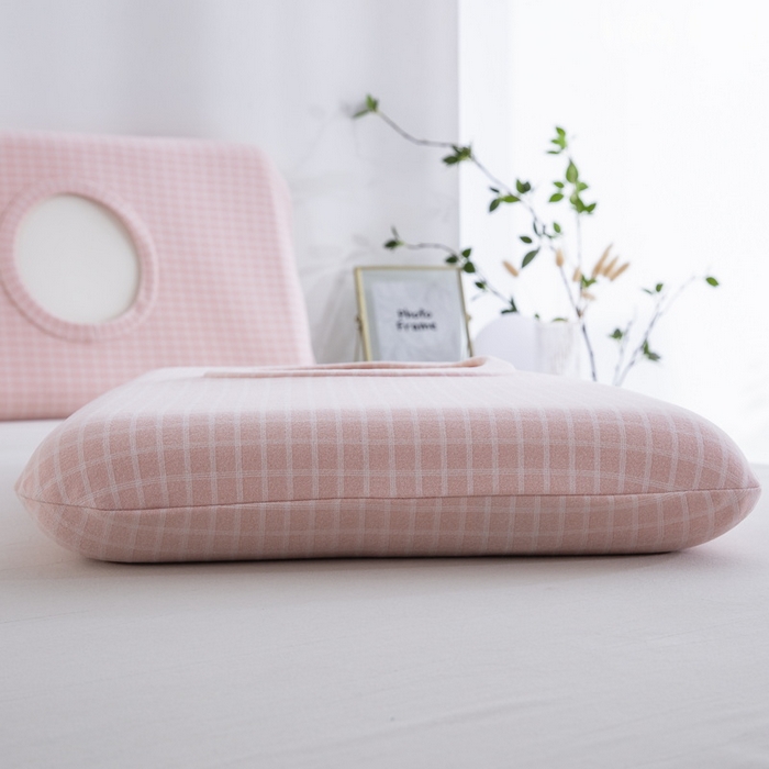 91家纺网 家纺一手货源 找家纺 大黄蜂家居家纺 2025新款暖感德绒万能魔术枕套 粉小格