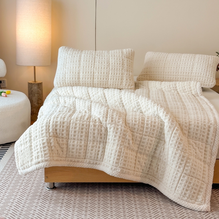 91家纺网 家纺一手货源 找家纺 预言家纺 2025新款塔芙蓉华夫格床垫系列 薄垫方格白色