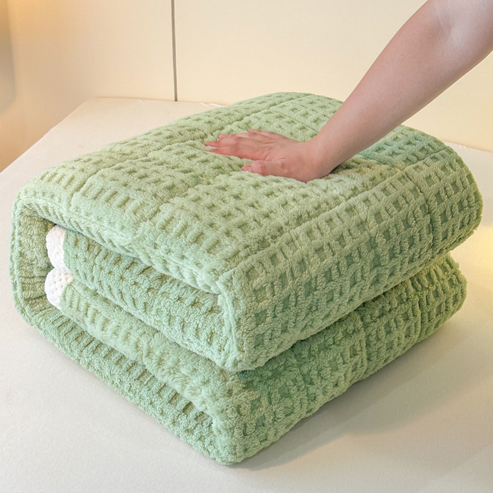 91家纺网 家纺一手货源 找家纺 预言家纺 2025新款塔芙蓉华夫格床垫系列 薄垫方格绿色