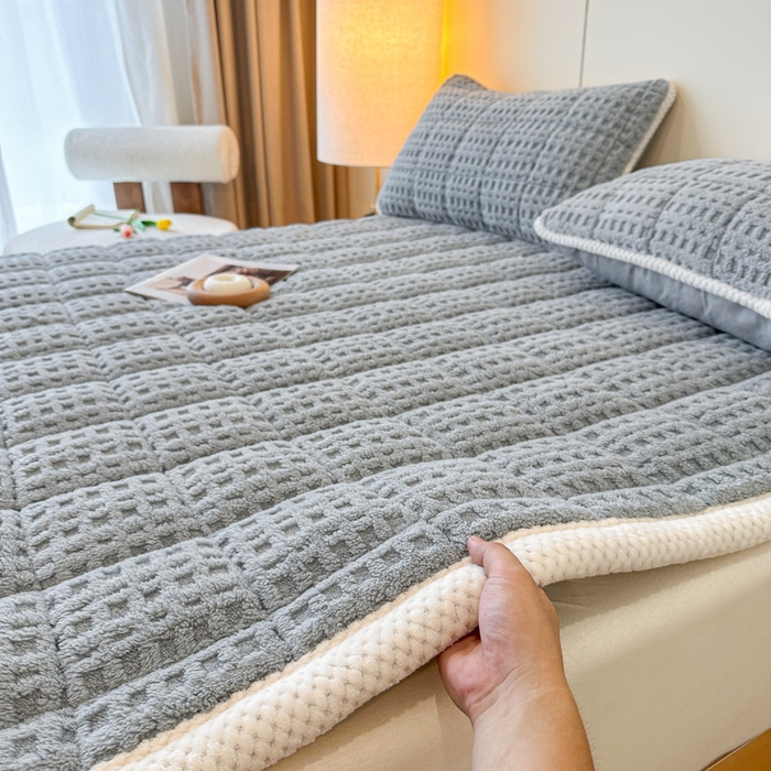 91家纺网 家纺一手货源 找家纺 （总）预言家纺 2025新款塔芙蓉华夫格床垫系列