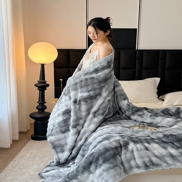 91家纺网 家纺一手货源 找家纺 乐窝家纺仓储 2025新款炫彩水墨画仿兔毛绒大泡泡绒印花法兰绒毛毯毯子大理石纹休闲-水墨画 水墨画-灰