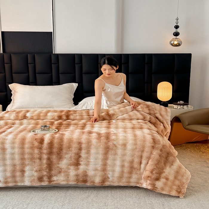 91家纺网 家纺一手货源 找家纺 乐窝家纺仓储 2025新款炫彩水墨画仿兔毛绒大泡泡绒印花法兰绒毛毯毯子大理石纹休闲-水墨画 水墨画-驼