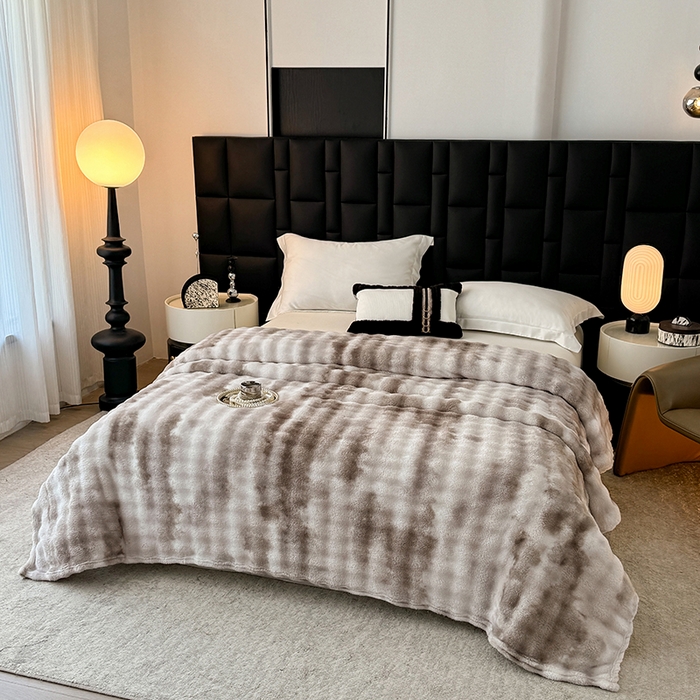 91家纺网 家纺一手货源 找家纺 乐窝家纺仓储 2025新款炫彩水墨画仿兔毛绒大泡泡绒印花法兰绒毛毯毯子大理石纹休闲-水墨画 水墨画-雾灰