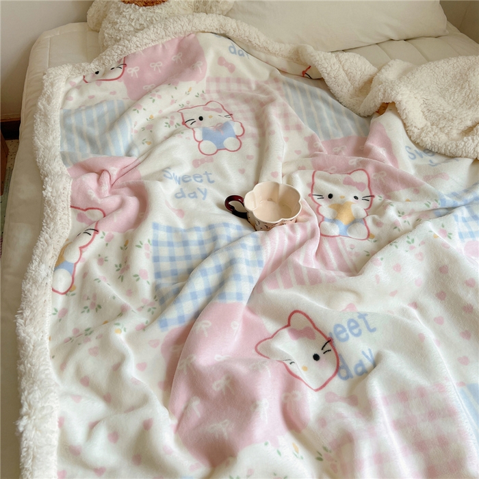 91家纺网 家纺一手货源 找家纺 葡萄家 2025新款A类ins小清新少女可爱奶油猫咪卡通加厚牛奶绒羊羔绒多功能毛毯毯子 绒毛毯-MT花小猫