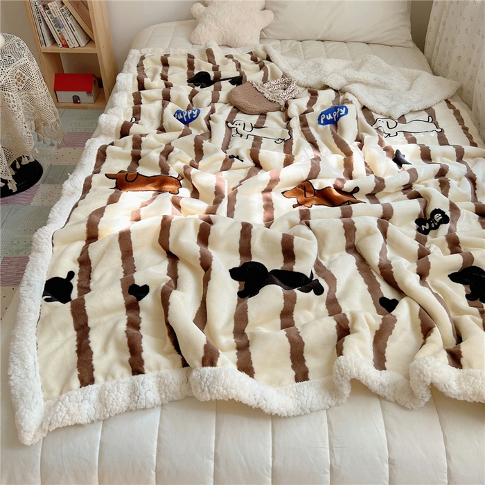 91家纺网 家纺一手货源 找家纺 葡萄家 2025新款A类ins小清新少女可爱奶油猫咪卡通加厚牛奶绒羊羔绒多功能毛毯毯子 绒毛毯-MT咖条狗狗