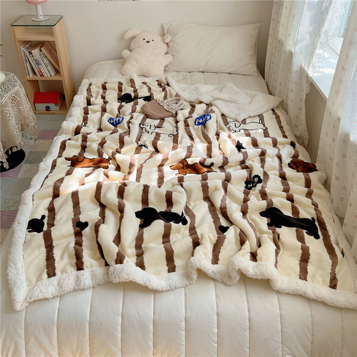 91家纺网 家纺一手货源 找家纺 葡萄家 2025新款A类ins小清新少女可爱奶油猫咪卡通加厚牛奶绒羊羔绒多功能毛毯毯子 绒毛毯-MT咖条狗狗