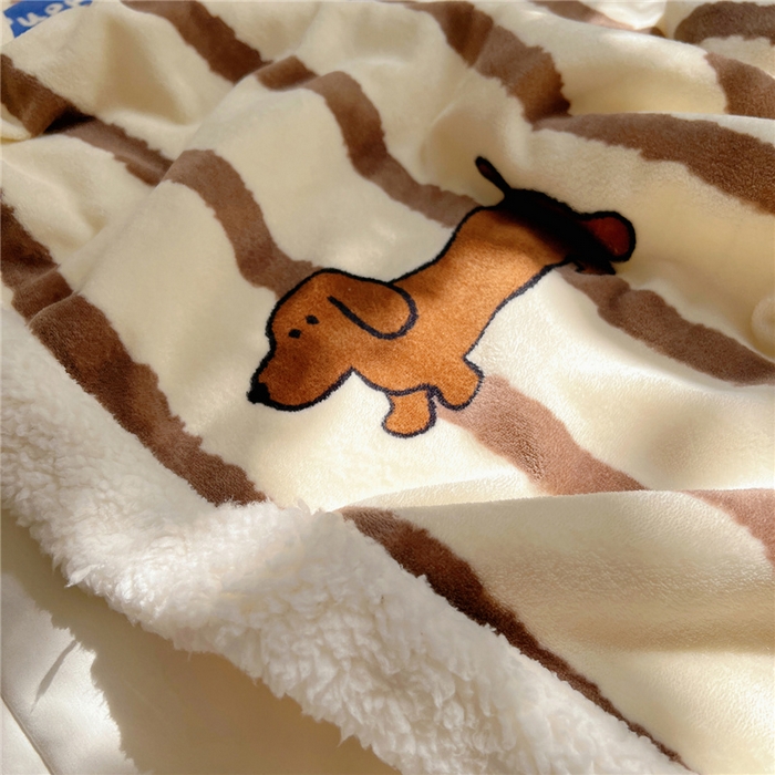 91家纺网 家纺一手货源 找家纺 葡萄家 2025新款A类ins小清新少女可爱奶油猫咪卡通加厚牛奶绒羊羔绒多功能毛毯毯子 绒毛毯-MT咖条狗狗