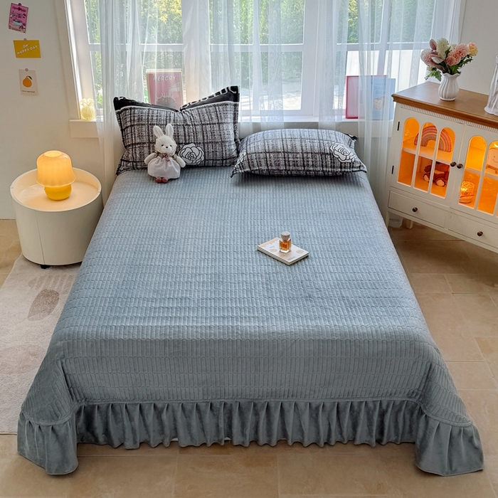 91家纺网 家纺一手货源 找家纺 铠畅 2025新款牛奶绒碎花床单床盖四件套 花妖系列云裳-香风玫瑰