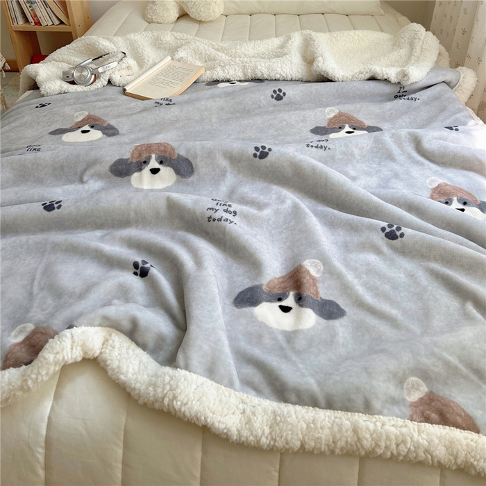 91家纺网 家纺一手货源 找家纺 葡萄家 2025新款A类ins小清新少女可爱奶油猫咪卡通加厚牛奶绒羊羔绒多功能毛毯毯子 绒毛毯-MT灰萌狗