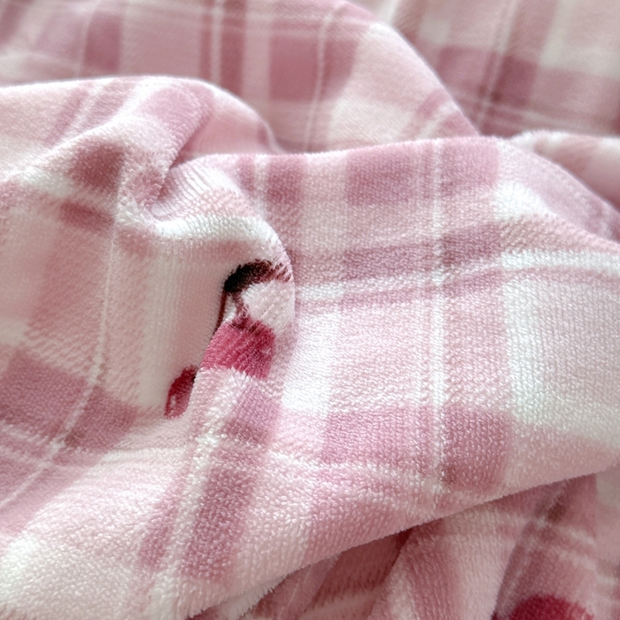 91家纺网 家纺一手货源 找家纺 铠畅 2025新款牛奶绒碎花床单床盖四件套 花妖系列云裳-樱桃