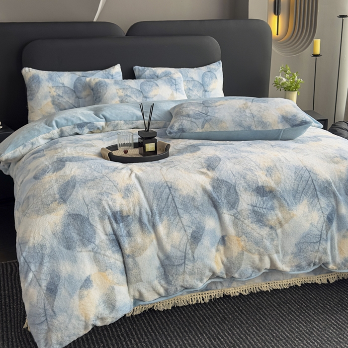 91家纺网 家纺一手货源 找家纺 家之硕家纺 2025新款高克重兔毛绒轻奢风床单床笠四件套系列 香叶蓝