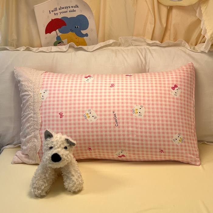 91家纺网 家纺一手货源 找家纺 澜妃 2025新款糯叽叽水洗棉全棉蕾丝花边宿舍床上下铺三件套-艾意系列 艾意-宅宅猫爪