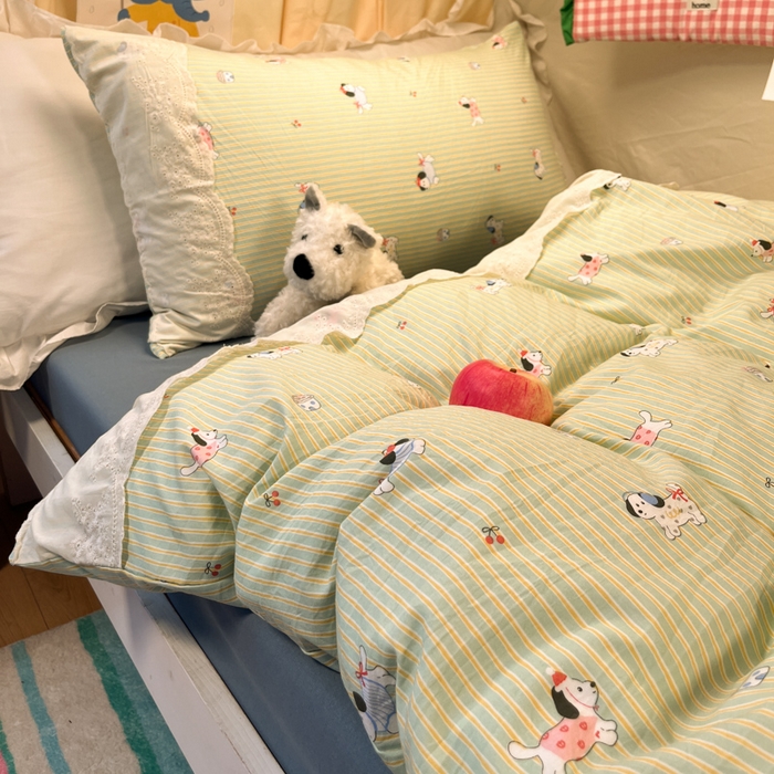 91家纺网 家纺一手货源 找家纺 澜妃 2025新款糯叽叽水洗棉全棉蕾丝花边宿舍床上下铺三件套-艾意系列 艾意-小狗心情