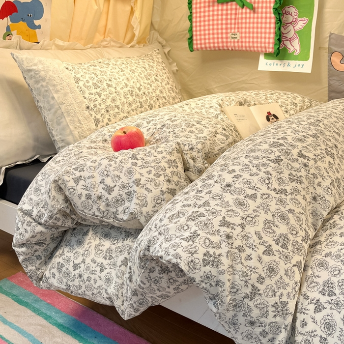 91家纺网 家纺一手货源 找家纺 澜妃 2025新款糯叽叽水洗棉全棉蕾丝花边宿舍床上下铺三件套-艾意系列 艾意-山月枇杷