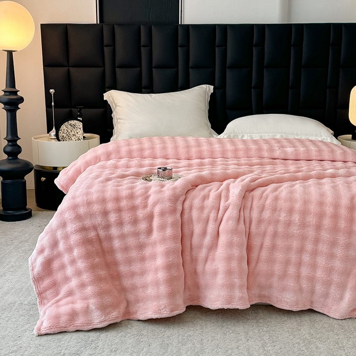 91家纺网 家纺一手货源 找家纺 乐窝家纺仓储 2025新款简约纯色泡泡毛毯毯子 泡泡纯色-粉色