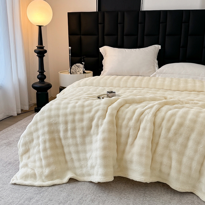 91家纺网 家纺一手货源 找家纺 乐窝家纺仓储 2025新款简约纯色泡泡毛毯毯子 泡泡纯色-米白