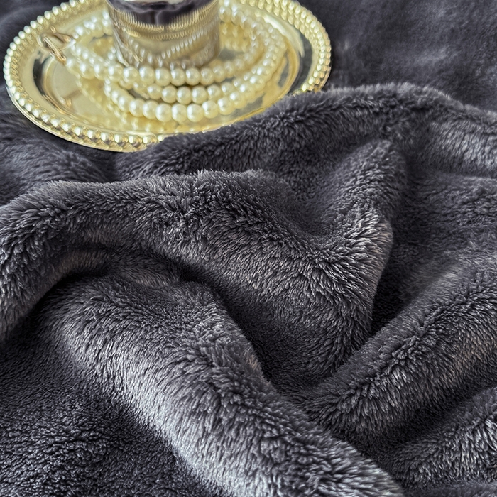 91家纺网 家纺一手货源 找家纺 乐窝家纺仓储 2025新款简约纯色泡泡毛毯毯子 泡泡纯色-深灰