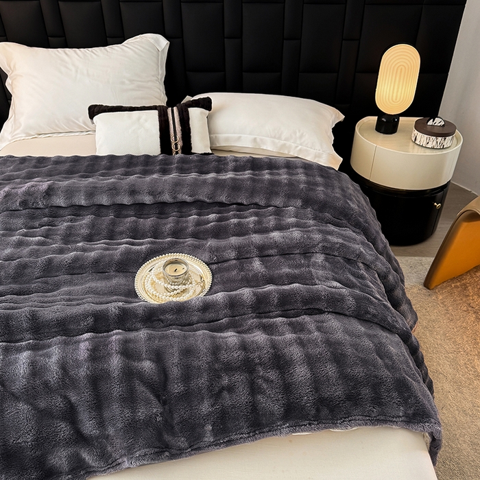 91家纺网 家纺一手货源 找家纺 乐窝家纺仓储 2025新款简约纯色泡泡毛毯毯子 泡泡纯色-深灰