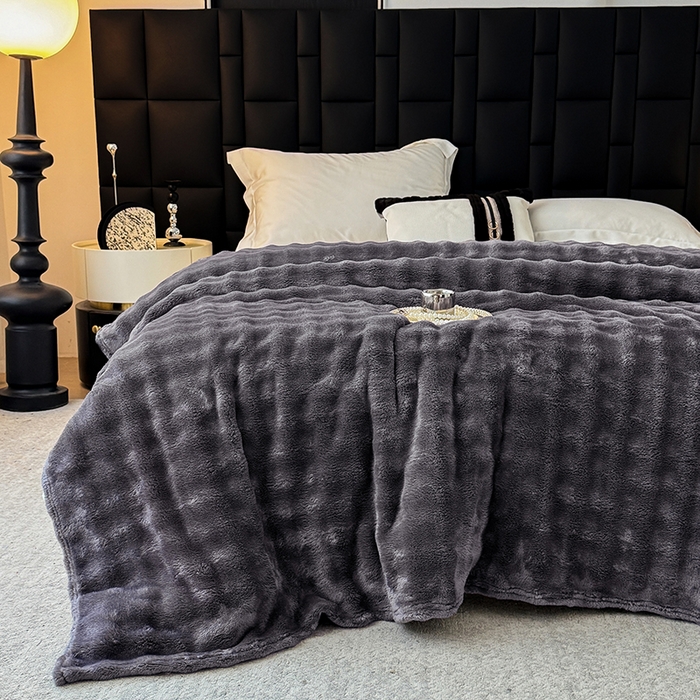 91家纺网 家纺一手货源 找家纺 乐窝家纺仓储 2025新款简约纯色泡泡毛毯毯子 泡泡纯色-深灰