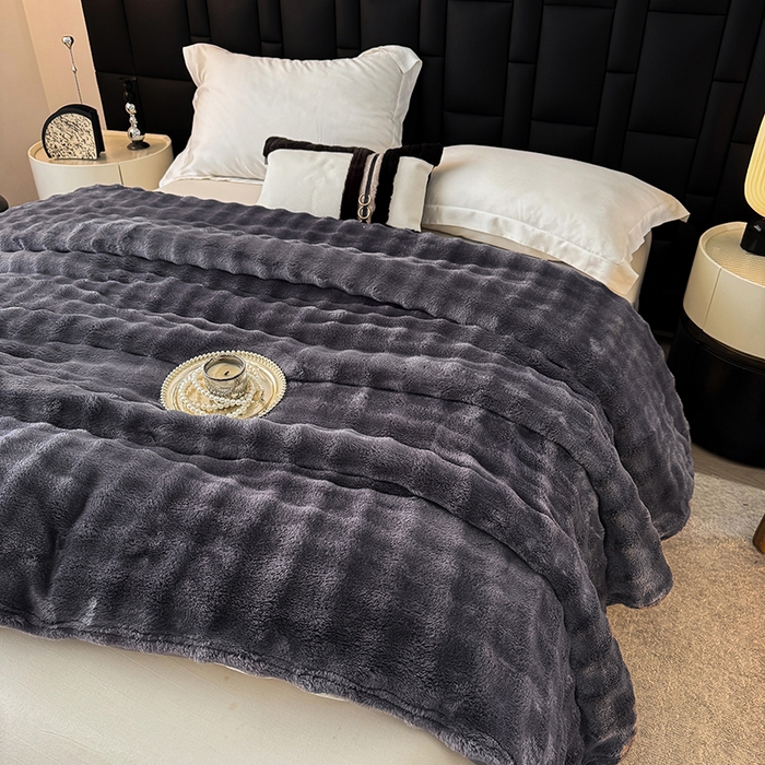 91家纺网 家纺一手货源 找家纺 乐窝家纺仓储 2025新款简约纯色泡泡毛毯毯子 泡泡纯色-深灰