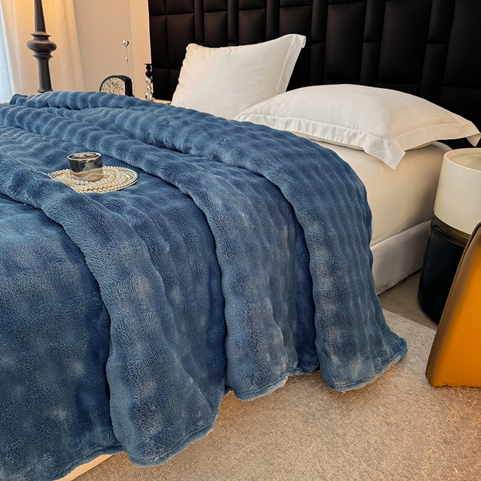 91家纺网 家纺一手货源 找家纺 乐窝家纺仓储 2025新款简约纯色泡泡毛毯毯子 泡泡纯色-深蓝