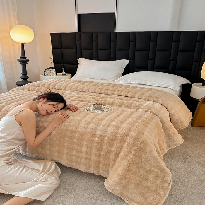 91家纺网 家纺一手货源 找家纺 乐窝家纺仓储 2025新款简约纯色泡泡毛毯毯子 泡泡纯色-驼色