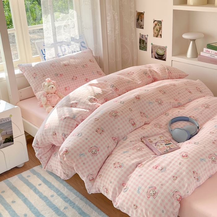 91家纺网 家纺一手货源 找家纺 （总）澜妃 2025新款亲肤舒适糯叽叽水洗棉简单印花小清新系列学生床三四件套