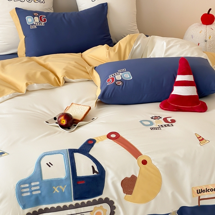 91家纺网 家纺一手货源 找家纺 （总）星野 2025新款全棉纯棉磨毛刺绣四件套-翻斗车日记（控价券后不低于：小号348/标准378）