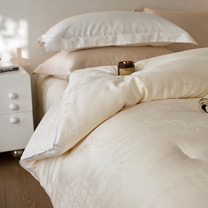 91家纺网 家纺一手货源 找家纺 丽笙被芯 2025新款铂金大豆被 被子被芯 铂金大豆被-白