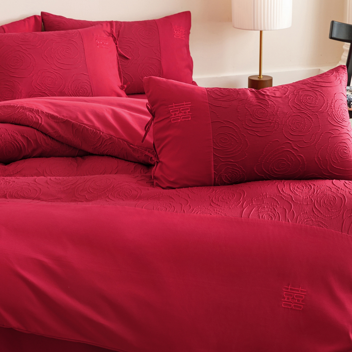 91家纺网 家纺一手货源 找家纺 苏源家居 2025新款色织提花玫瑰系列四件套 玫瑰有喜