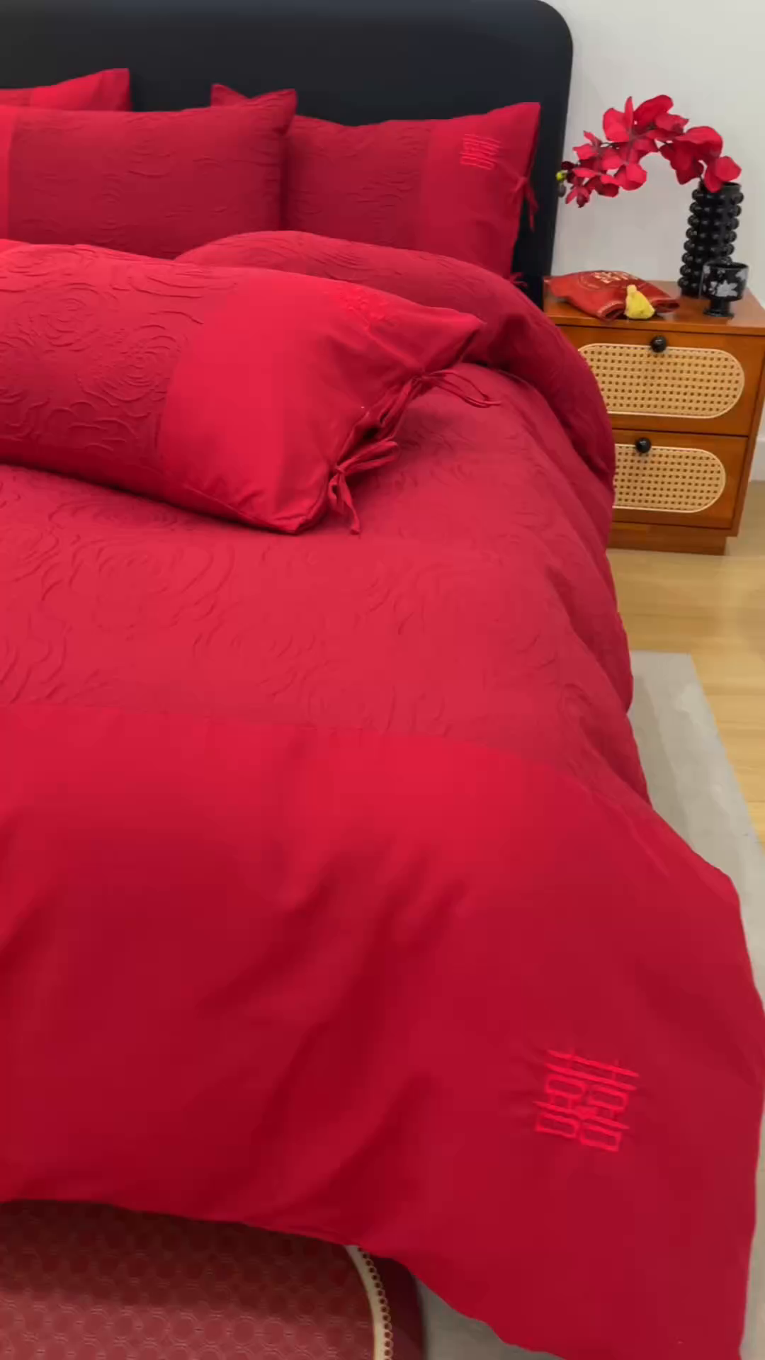 91家纺网 家纺一手货源 找家纺 苏源家居 2025新款色织提花玫瑰系列四件套 玫瑰有喜