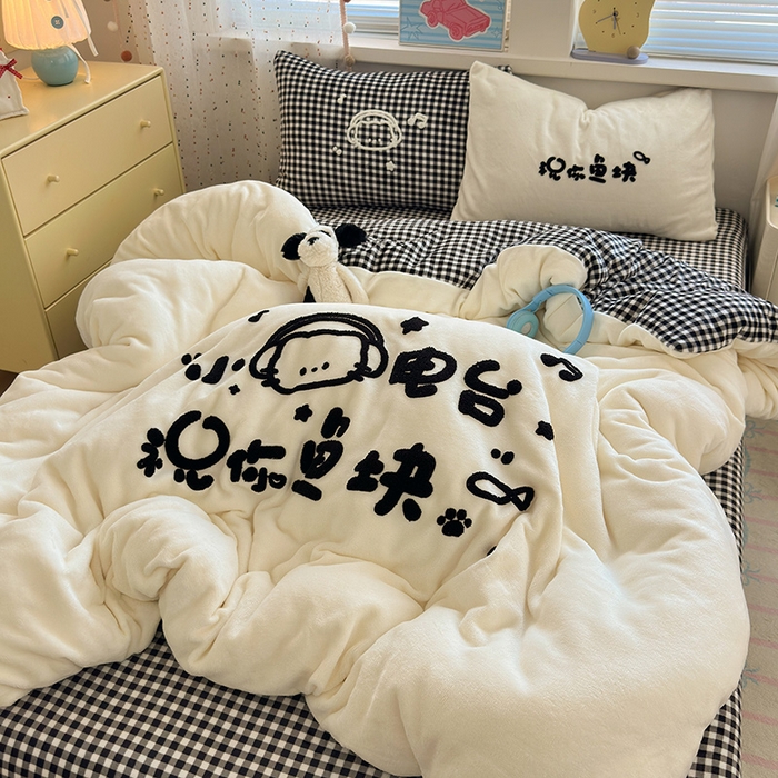 91家纺网 家纺一手货源 找家纺 星禾优选 2025新款高克重牛奶绒毛巾绣四件套 祝你鱼快