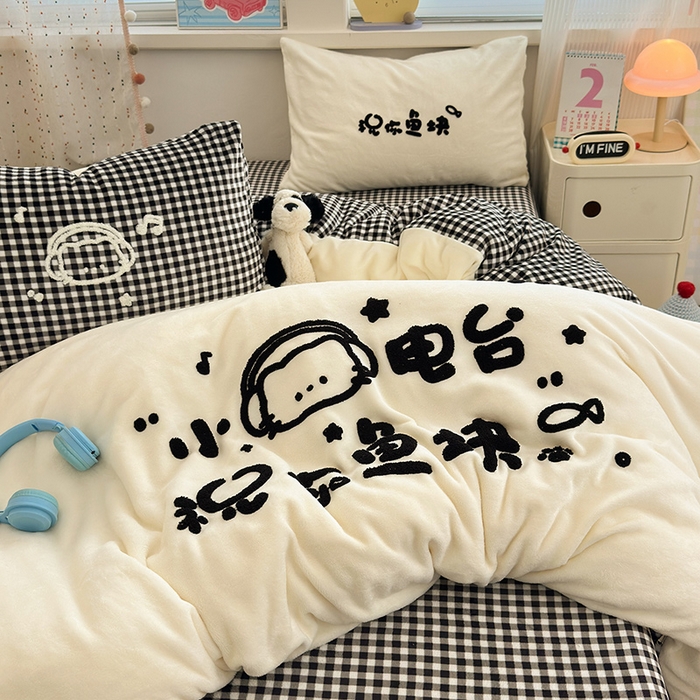 91家纺网 家纺一手货源 找家纺 星禾优选 2025新款高克重牛奶绒毛巾绣四件套 祝你鱼快