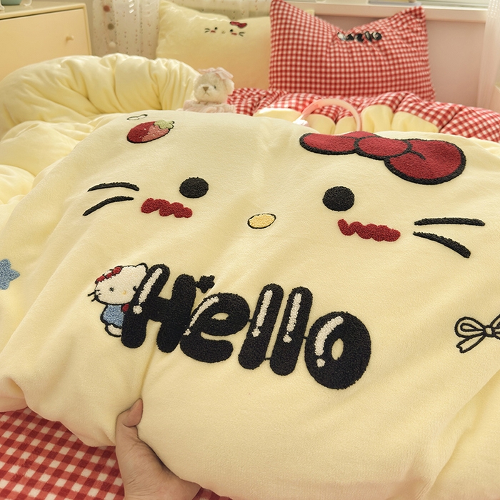 91家纺网 家纺一手货源 找家纺 星禾优选 2025新款高克重牛奶绒毛巾绣四件套 没脸猫