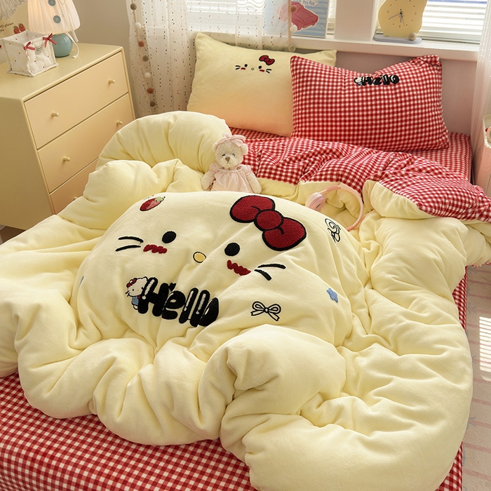 91家纺网 家纺一手货源 找家纺 星禾优选 2025新款高克重牛奶绒毛巾绣四件套 没脸猫